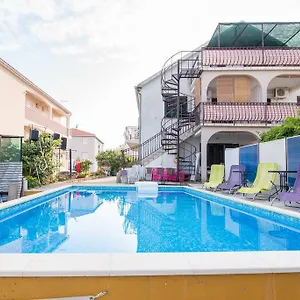 Apartament Fidelis, Trogir